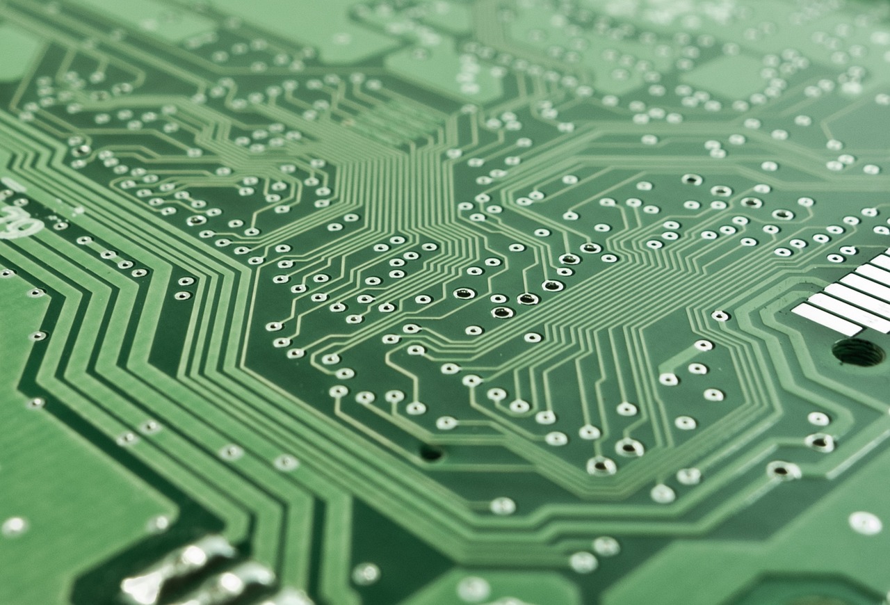 The Rise of Heterogeneous Near-Data Interconnects: Engineering Deterministic Memory-Centric Computing
